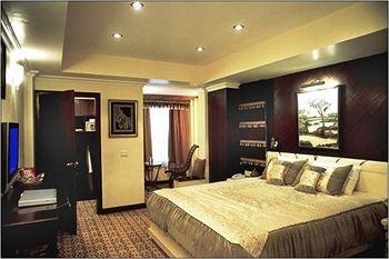 Country Inn & Suites Haridwār Extérieur photo